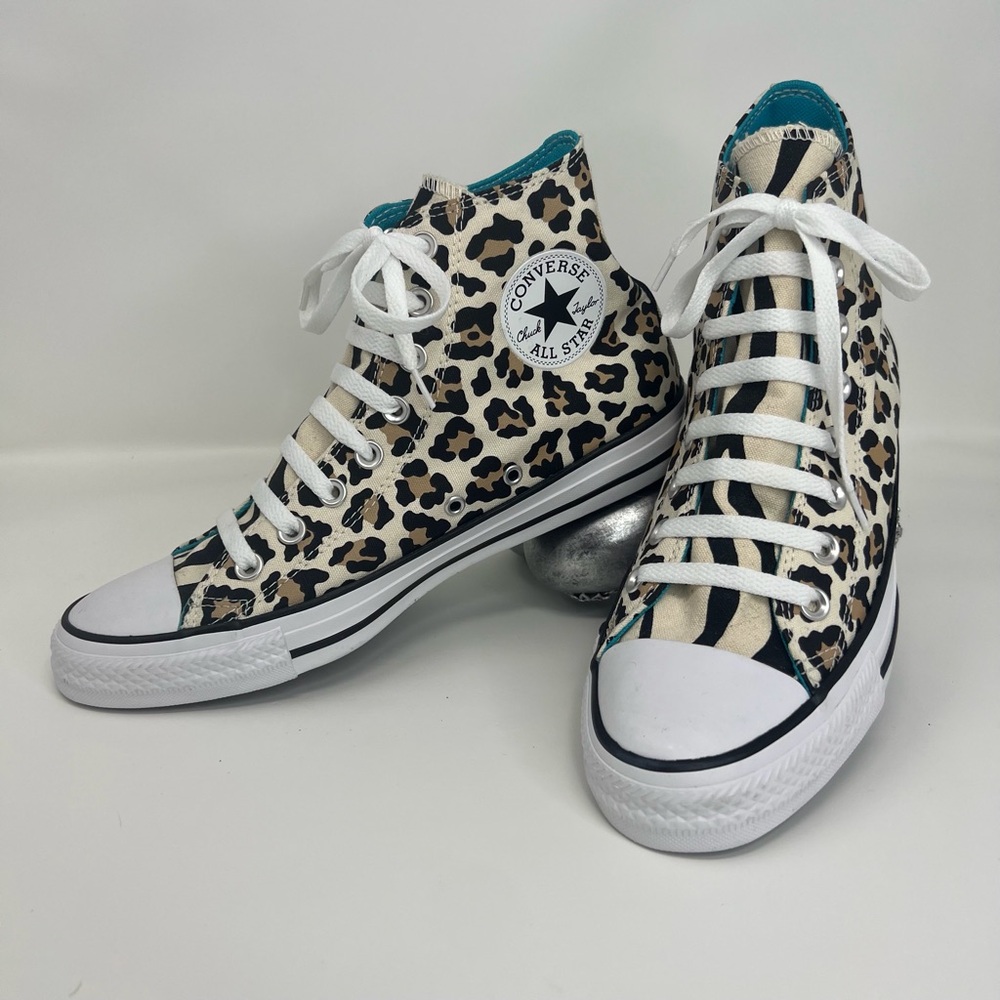 Women Converse Chuck Taylor All Star Leopard Print.
